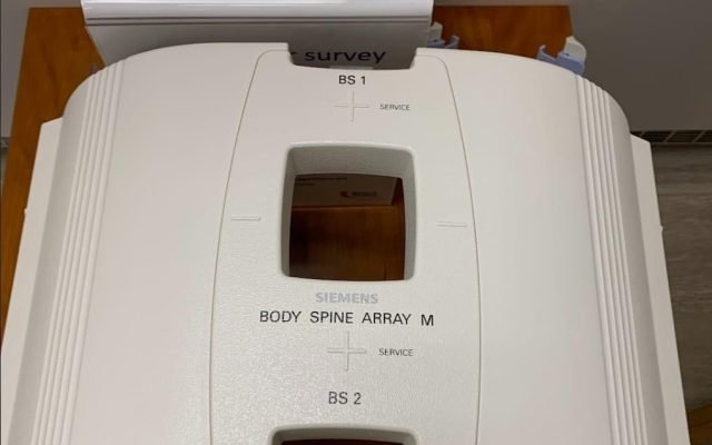 SIEMENS MAGNETOM C!  4 CHANNELS 0.35 TESLA YOM 2008 - Image 9